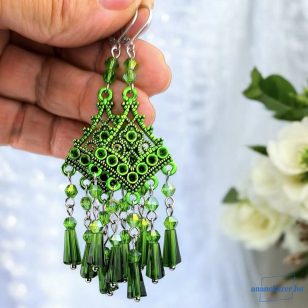   ANAN, hangsúlyos fülbevaló, egyedi, gyöngyékszer, Zöld Ragyogás